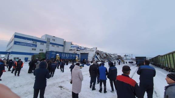 Обрушение кровли завода Новотранс в Прокопьевске