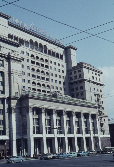 Прогулка по Москве 1961 года. Какой была столица в год, когда Гагарин полетел в космос