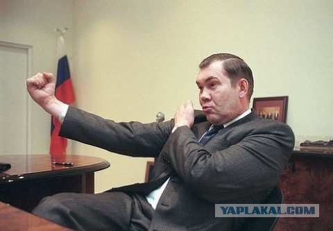 Ну и ляжки! Пенелопа мотивирует