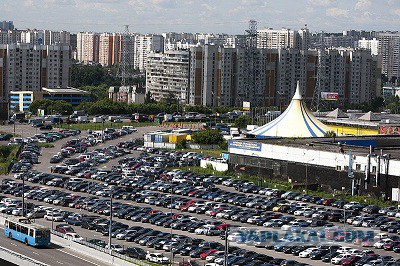 Конфликт из-за самозахвата парковочного места во дворе