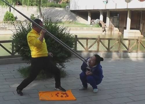 Если вы не видели день рождения борца сумо, то тогда вы нифига не потеряли