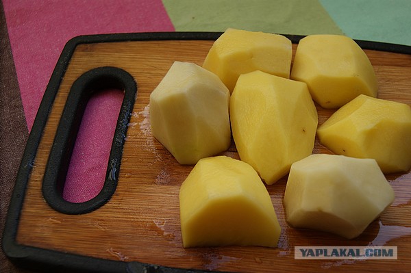 Картофельное суфле-запеканка, С беконом, сыром и помидорами