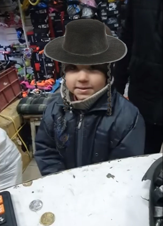 Парень пришёл купить велосипед, а получил его даром