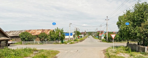 Инвалид, нарушивший п.8.3 ПДД подал в суд на самокатчика, залившего его перцовкой