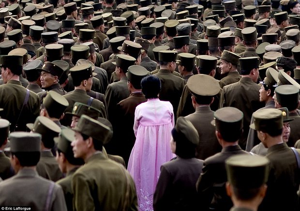 Что запрещено снимать в Северной Корее