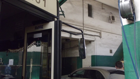 Замена лобового стекла на Маз 206