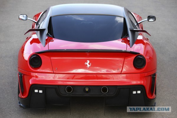 Новый Ferrari 599xx идет в мир