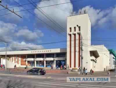 Почему закрылись кинотеатры?