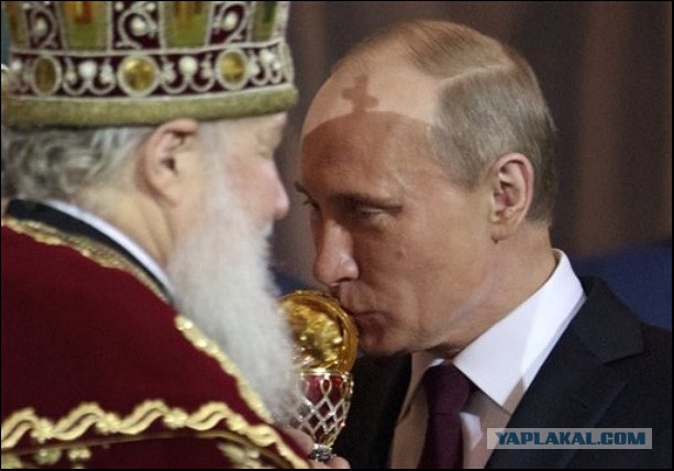 Патриарх Кирилл призвал помнить о плюсах коммунизм