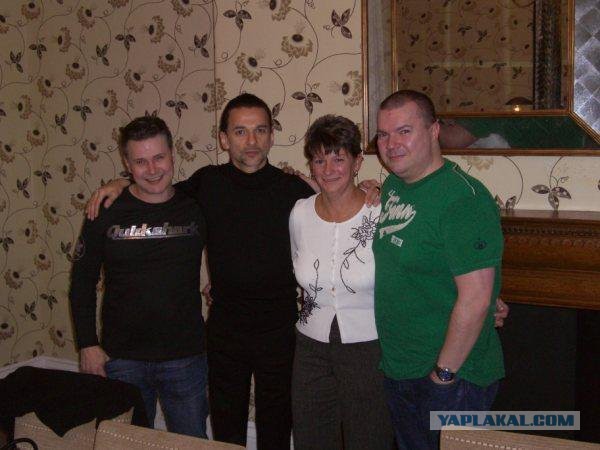 Знаменитости и их родные братья с сестрами