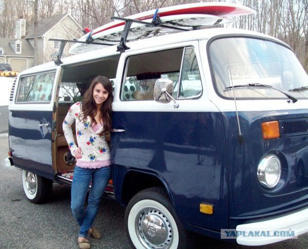 Студентка выиграла  VW bus с помощью одной фото