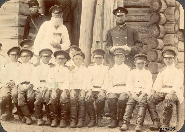 Сибирское казачье войско 1909г. Лица. Виды