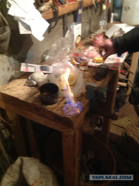 Жопорукие самогонщики