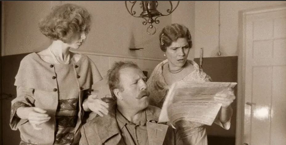 Собачье сердце земля налетит на небесную ось. Земля налетит на небесную ось истинно вам говорю. Нина русланова собачье сердце. Земля налетит на небесную. Истинно вам говорю 4 мая 1925 года земля налетит на небесную ось.