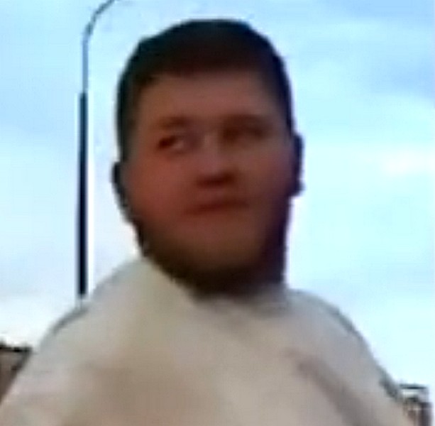 "Прошу парней не оскорблять"