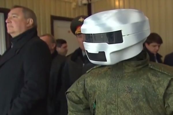 «Золотой» американский фарс