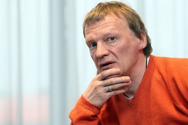Из-за акционных кружек с игрушками покупатели устроили давку в магазине