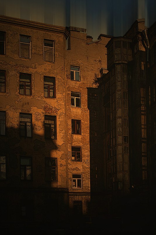 В  Ленинграде городе, у семи углов