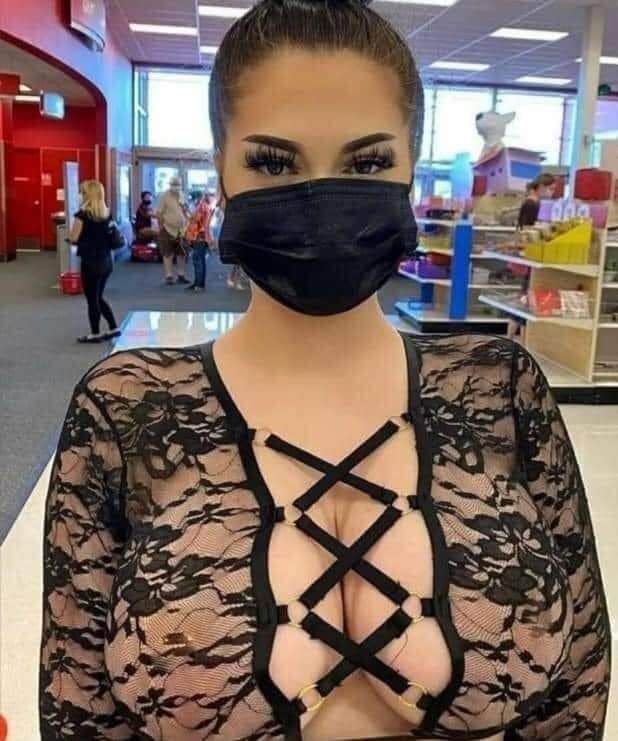 Мы идём в тишине по убитой весне