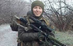 С женщиной, которая вышла с "Азовстали" вместе с семьёй, тоже всё непросто