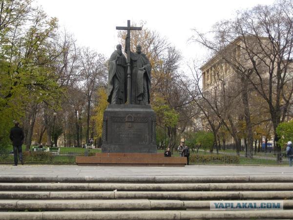 Памятники, часть 2-я