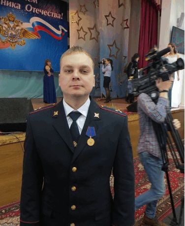 Словесным внушением дело не ограничилось...