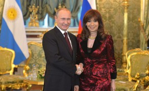 Новым тренером сборной России по футболу станет...