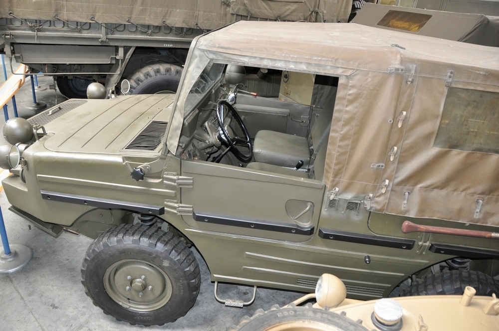Р”Р¶РёРї Porsche Jagdwagen 597