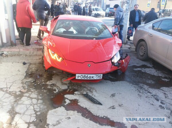 Lamborghini разбилась о Matiz в Симферополе