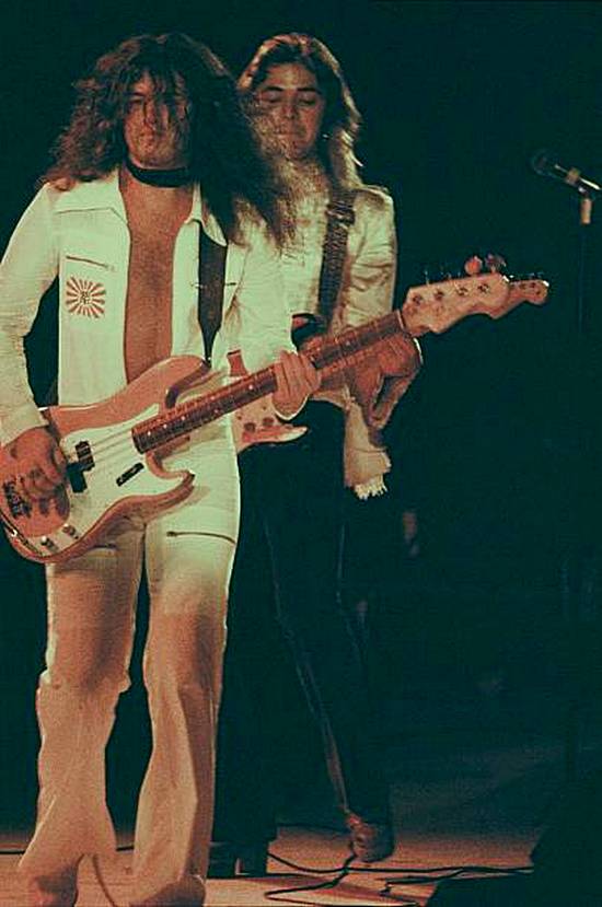 Музыка и музыканты: Glenn Hughes