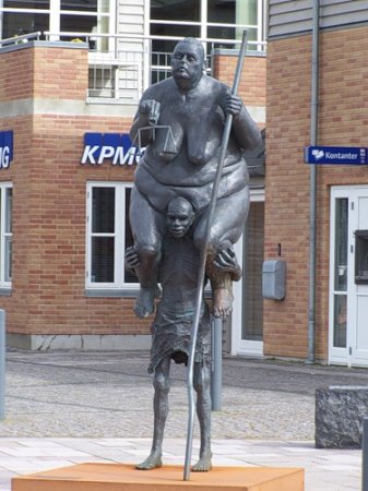 Мужчины в возрасте за...