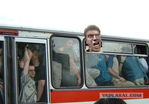 Арни Шварцнеггер в метро