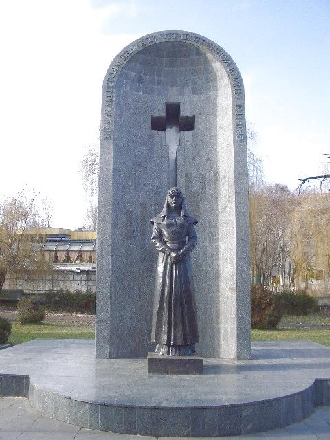 Памятники Великой Отечественной...