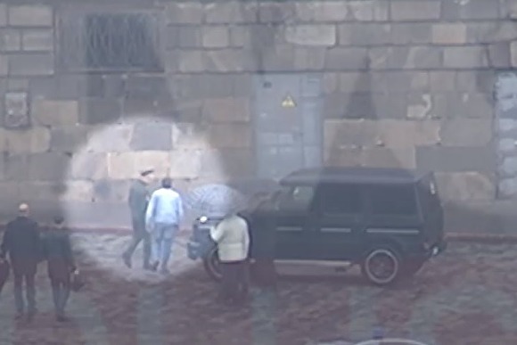 Стыдно людям в глаза смотреть