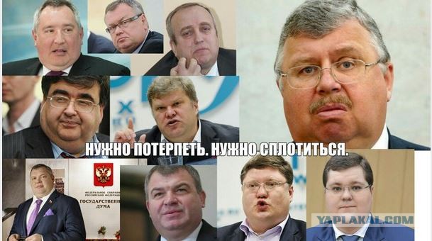 Рабочие попытались поднять окно на 41 этаж ЖК «Небо» на Мичуринском с помощью крана, но увы — оно разбилось о здание