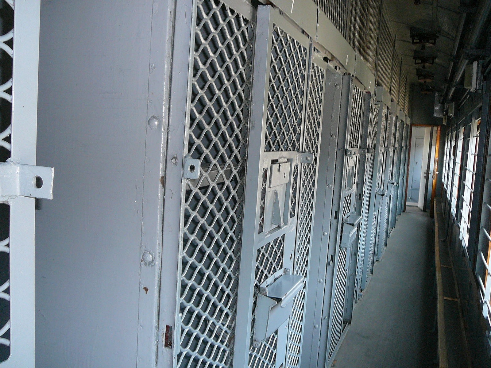 Шестеро заключённых сбежали из специального вагона поезда Томск-Адлер в Чувашии