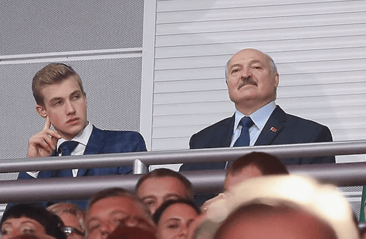«Принц, краш». 20-летний сын Лукашенко сейчас в Москве, сводит с ума женщин