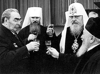 Это разрушает сильнее, чем бомбы террористов