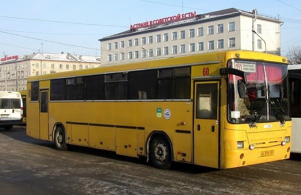 290 л.с., «автомат» и возможность перевозки 32 пассажиров. Состоялся публичный показ полноприводного автобуса КамАЗ-6250