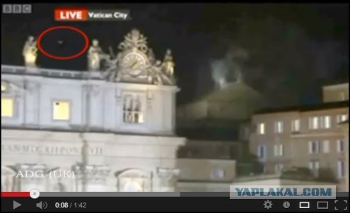 У гроба Папы Иоанна Павла II