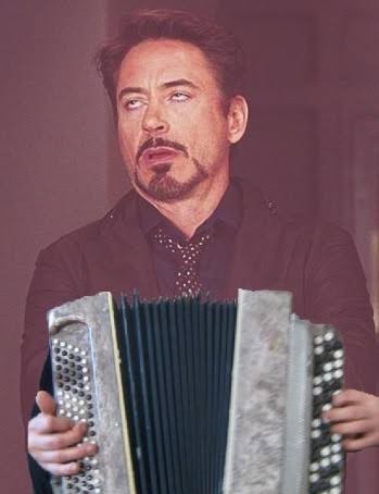 *БАЯН*«Это Ад!»: Гламурная, губастая, лысая девушка в татуировках прокляла Краснодарский край (жуткое видео! 45+!)