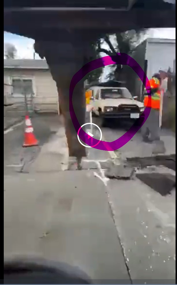 Ломалка ковырялка