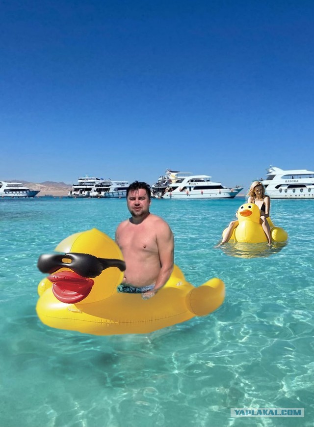 Фотошоперы, сделали  стройнее