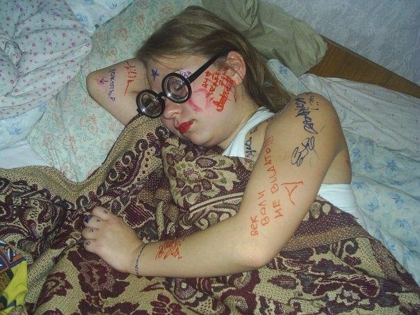 Ужасы и приколы из соцсетей 18+