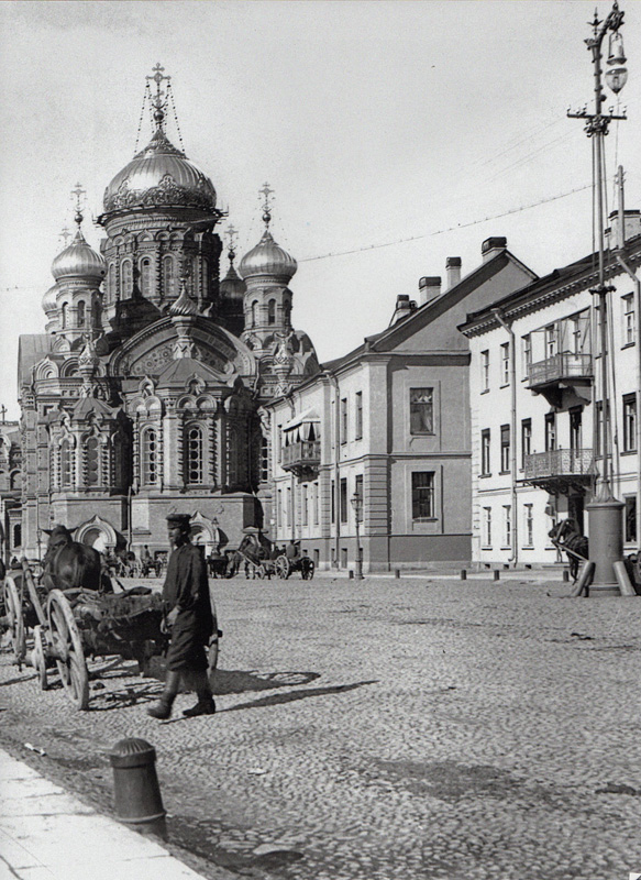 Прогулки по Петербургу