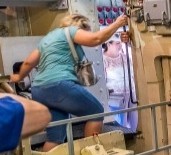 Орудия, от холостого залпа которых сносит крыши и выбивает стекла