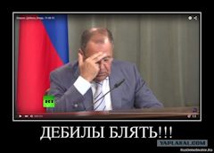 Очередь маньяков у эппловского магазина re:Store в Москве