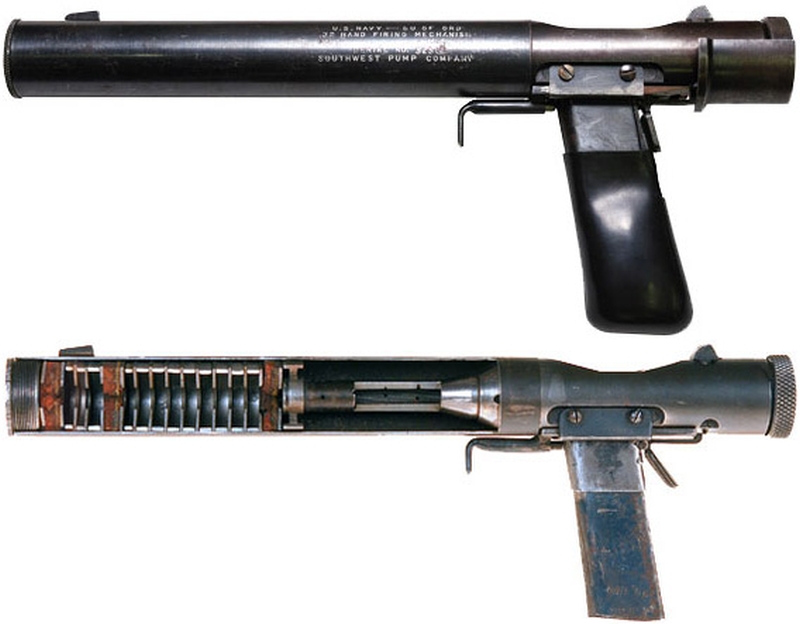 Welrod - бесшумный магазинный пистолет с ручной перезарядкой, разработанный...