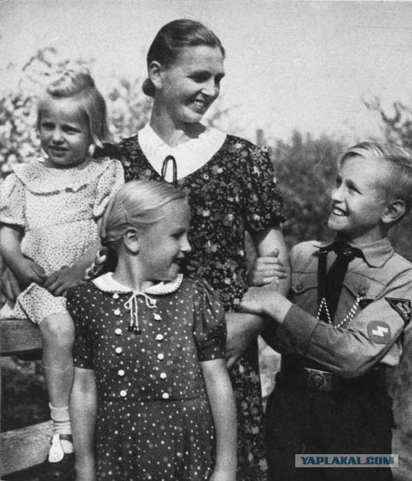 Как выглядела будничная жизнь нацистской Германии