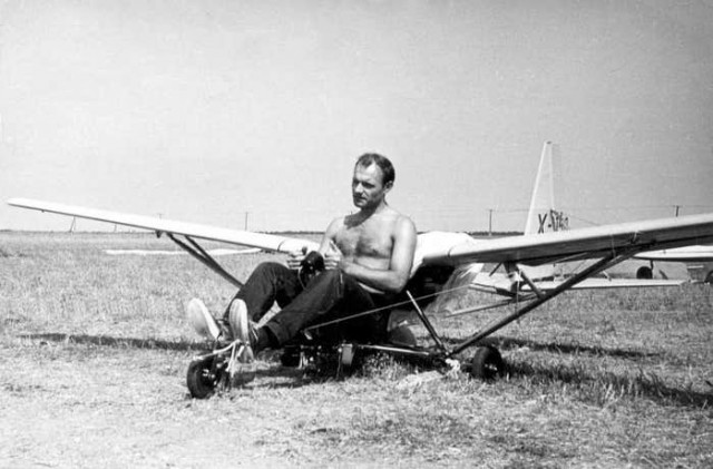 Самый лёгкий самолёт Пчёлка-2. Вес 68 кг.